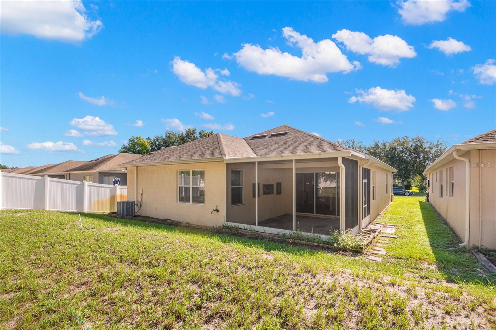 Image 34 of 42 For 14753 Potterton Circle