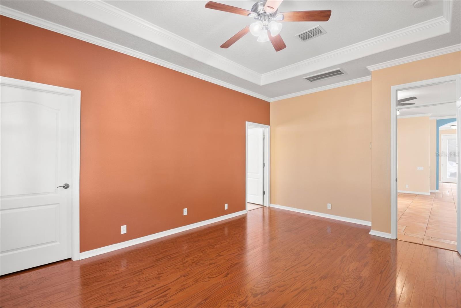 Image 5 of 42 For 14753 Potterton Circle