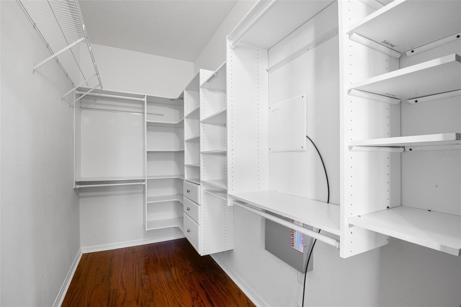 Image 6 of 42 For 14753 Potterton Circle