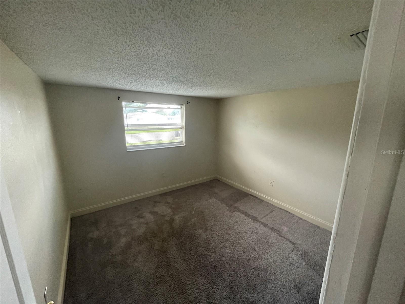 Image 10 of 18 For 4126 Shoreline Drive