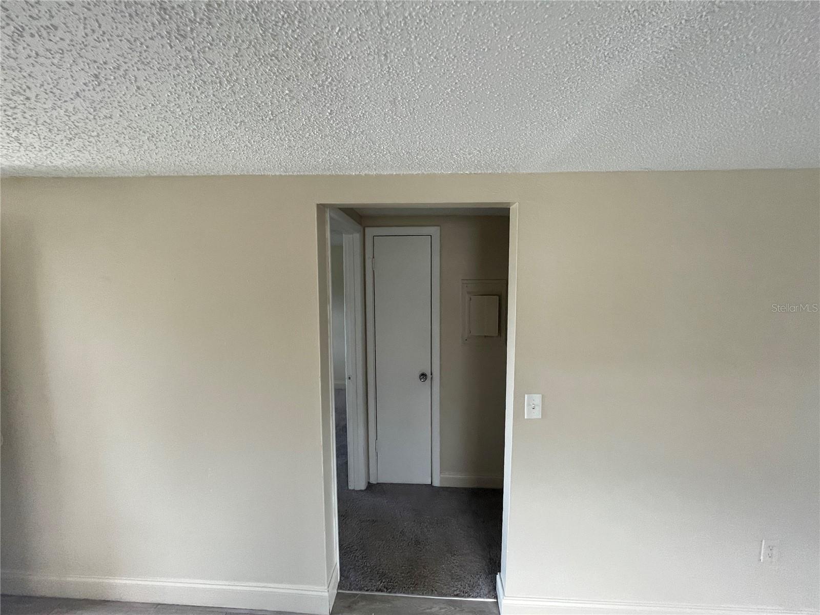 Image 8 of 18 For 4126 Shoreline Drive