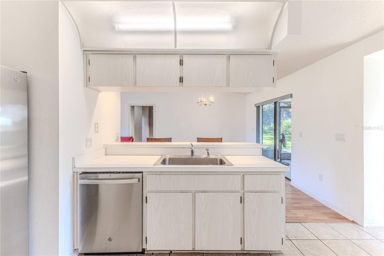 Image 14 of 38 For 7235 Anhinga Court