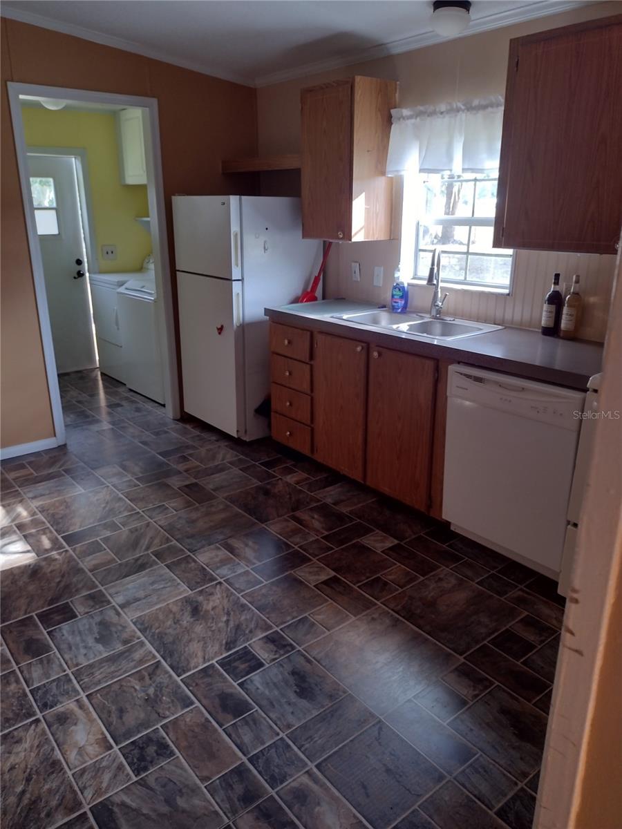 Image 71 of 95 For 7751 85th Lane