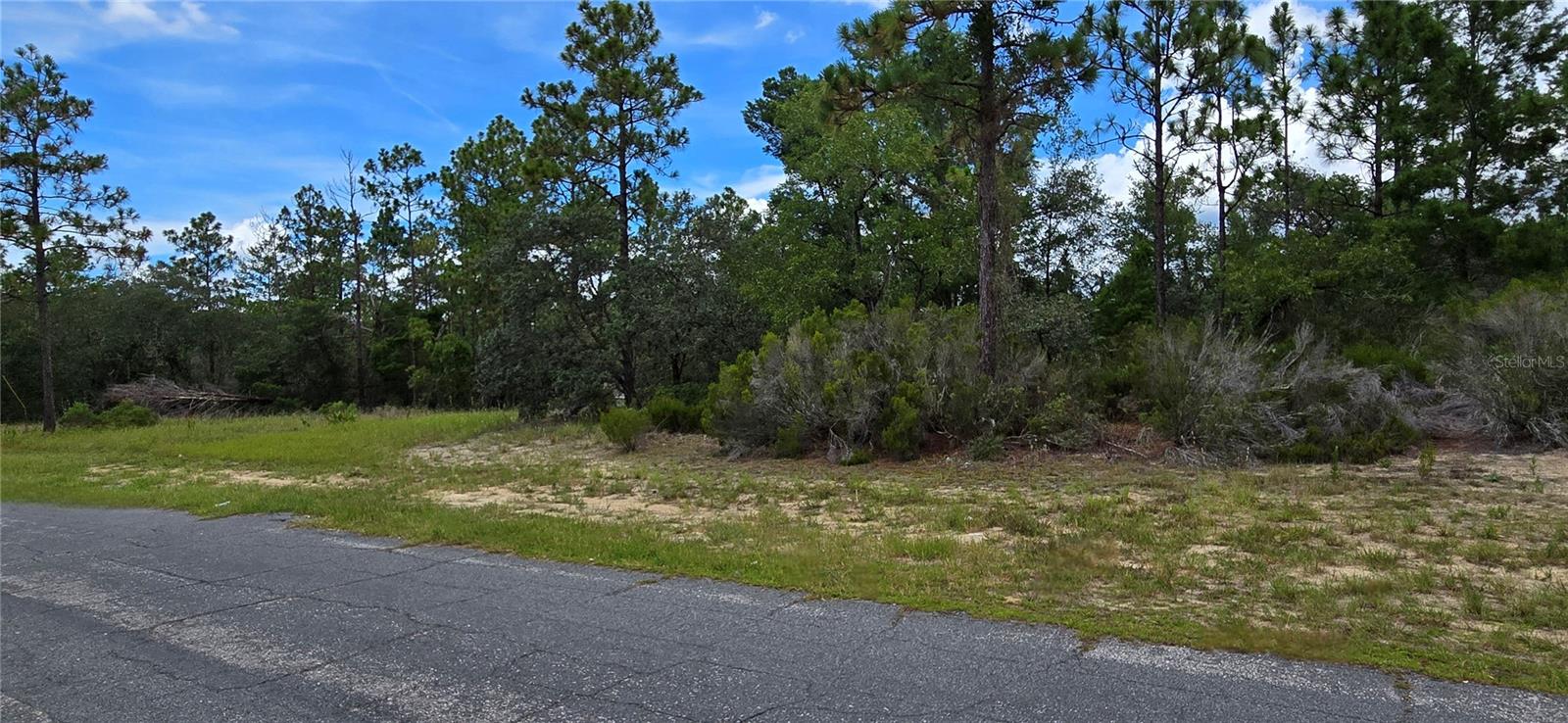 Image 2 of 5 For 2899 Santana Drive