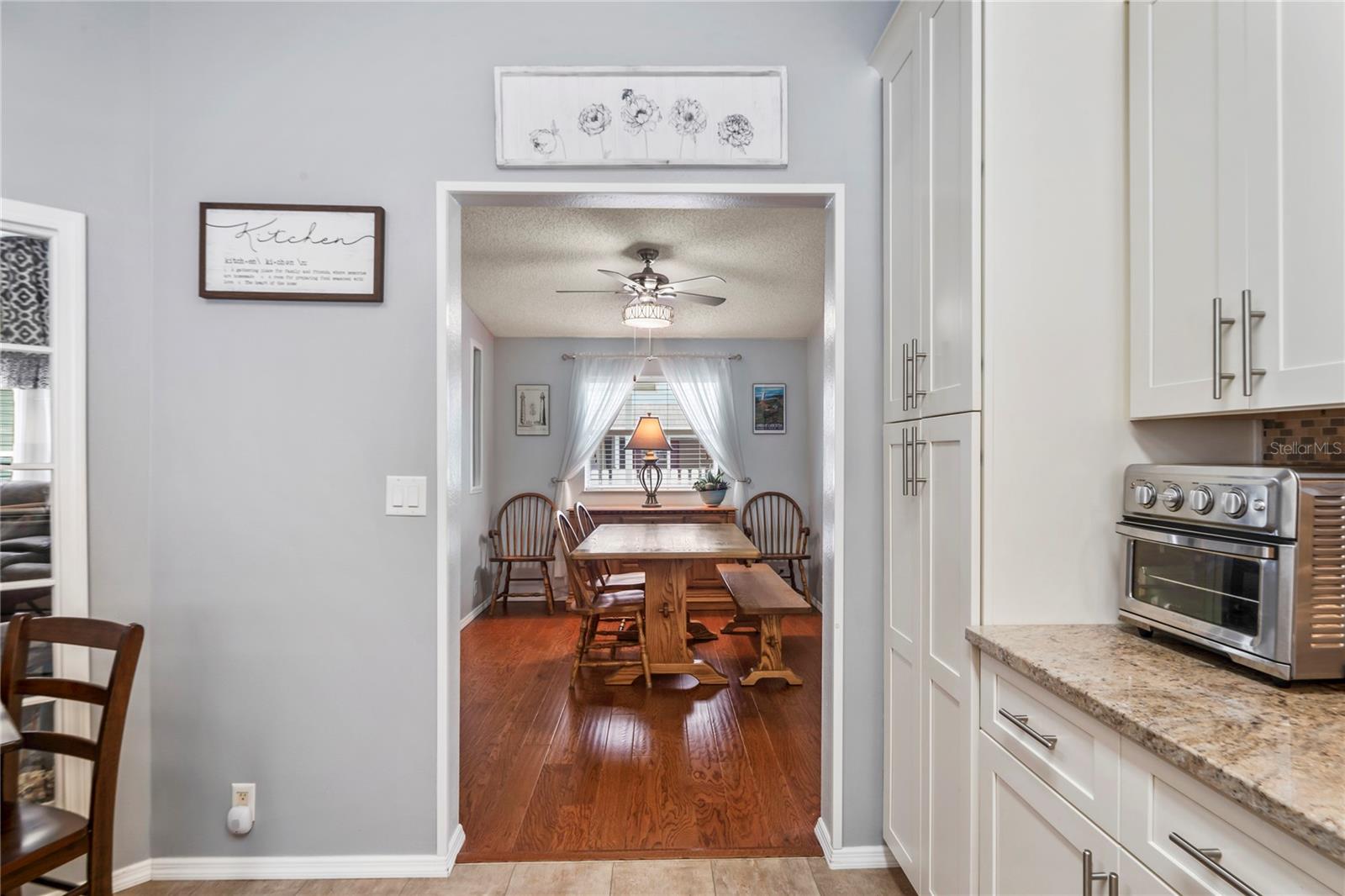 Image 17 of 60 For 14691 Rialto Ave