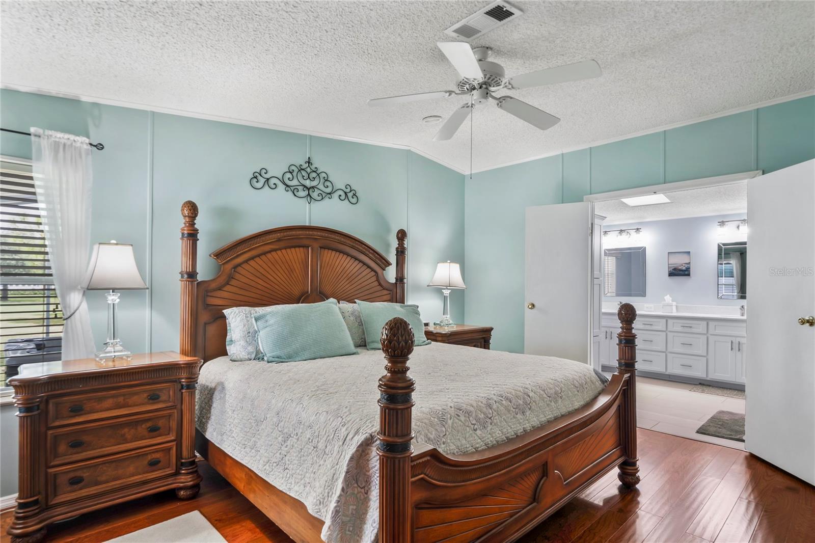 Image 4 of 60 For 14691 Rialto Ave