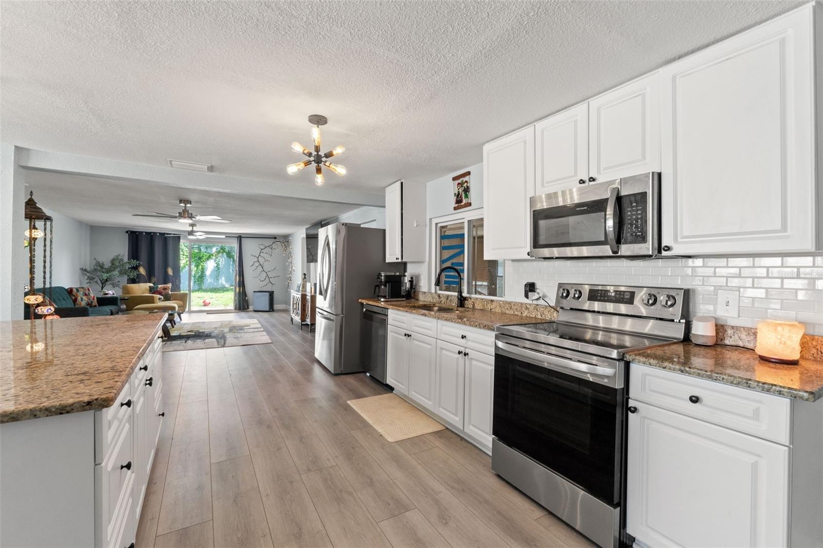 Image 16 of 40 For 9820 Pocono Street