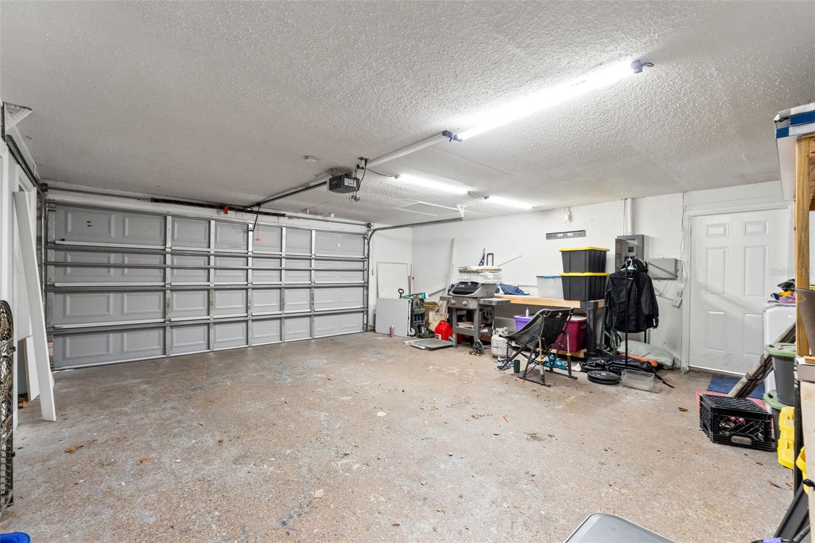 Image 37 of 40 For 9820 Pocono Street