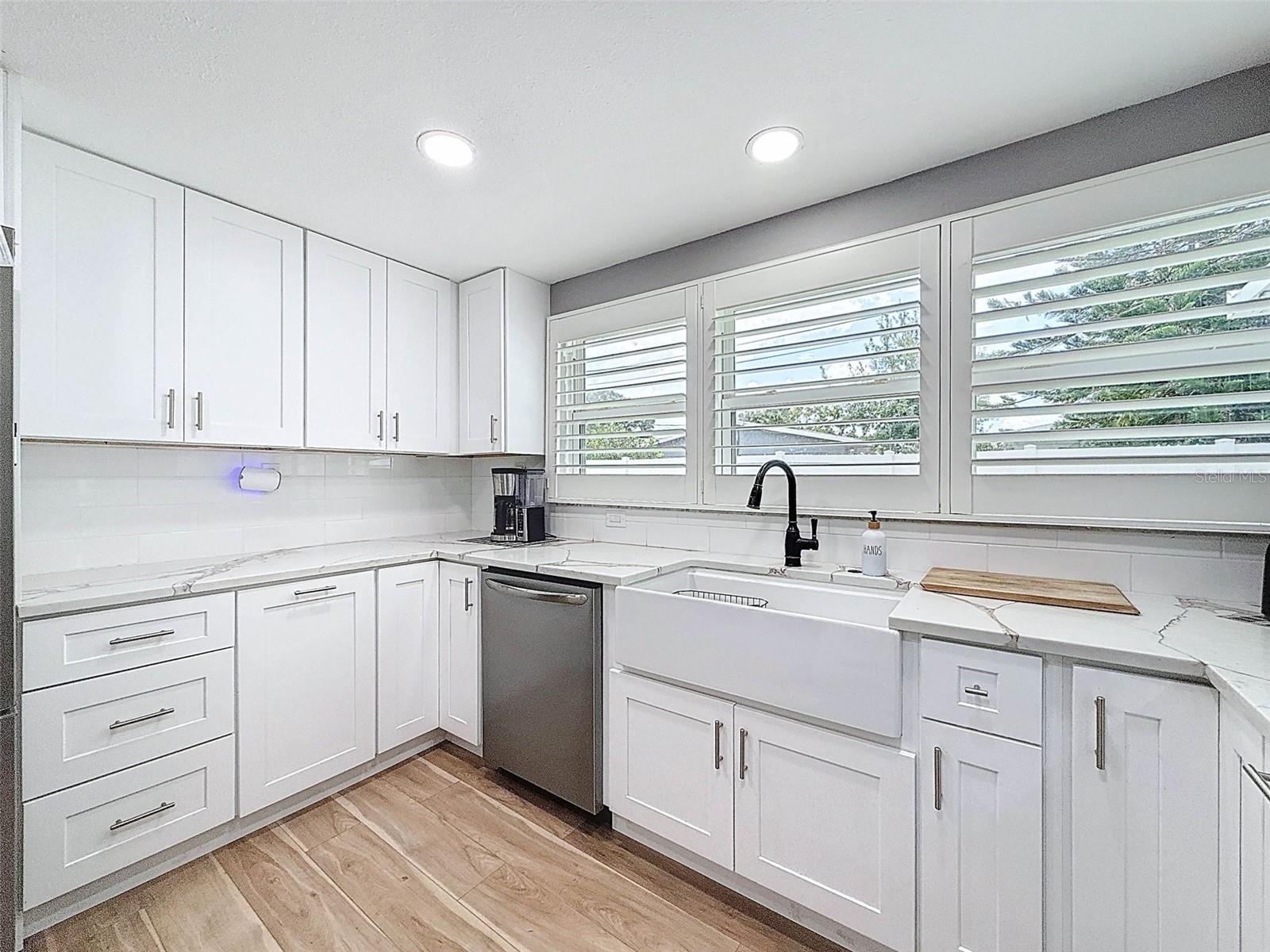 Image 16 of 57 For 5900 49th Avenue N
