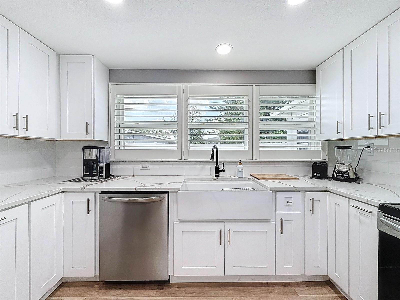 Image 17 of 57 For 5900 49th Avenue N