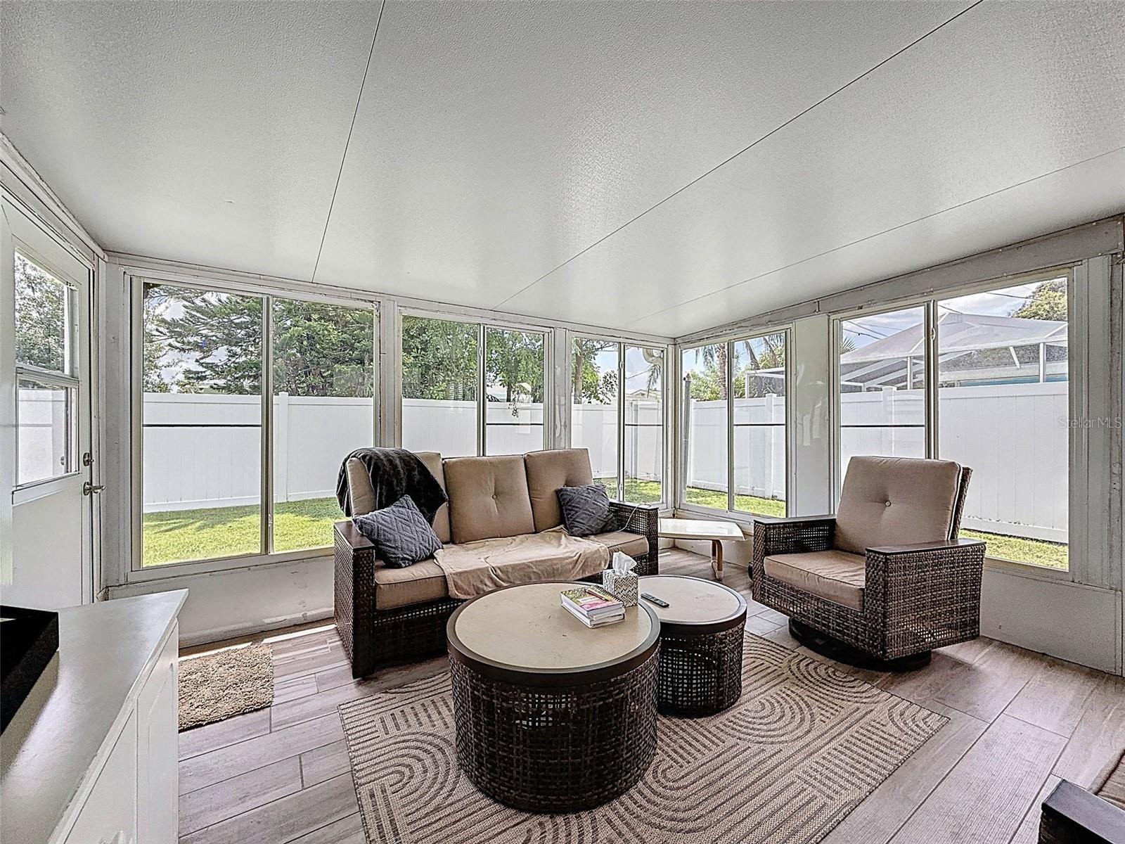 Image 40 of 57 For 5900 49th Avenue N