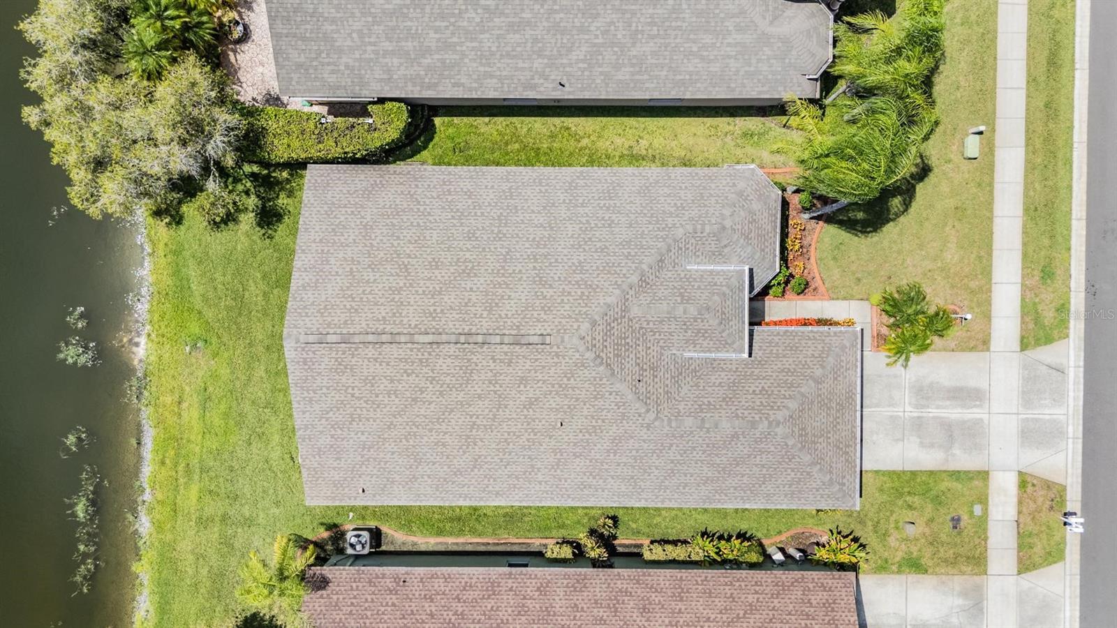 Image 21 of 48 For 1042 Dustan Place