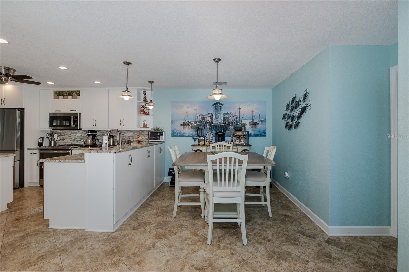 Image 18 of 50 For 8150 Brent Street 748