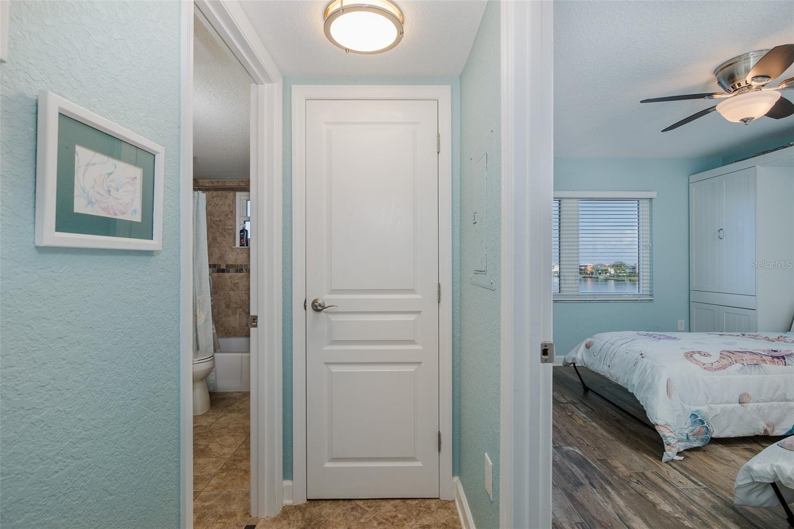 Image 23 of 50 For 8150 Brent Street 748