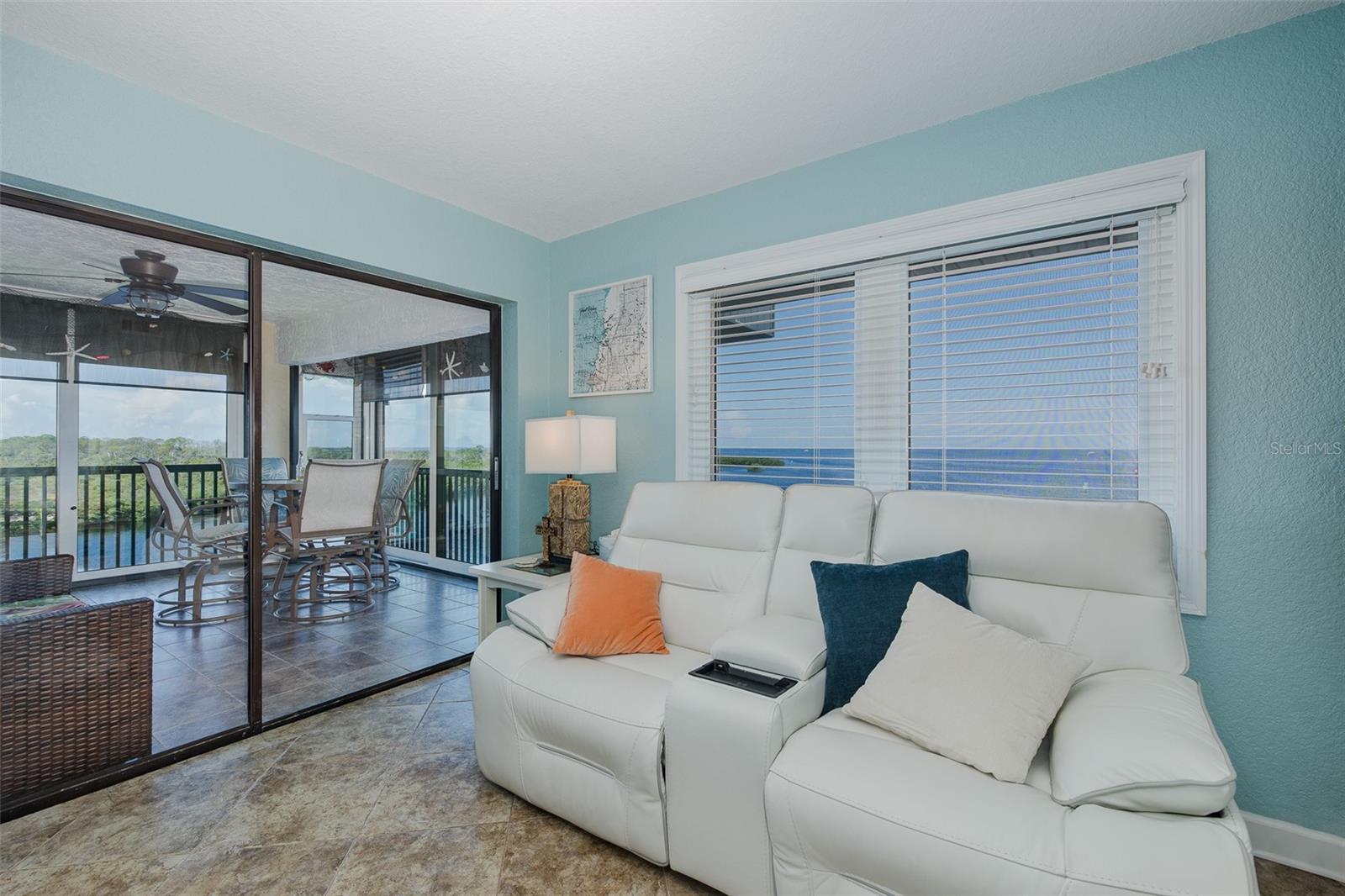 Image 7 of 50 For 8150 Brent Street 748