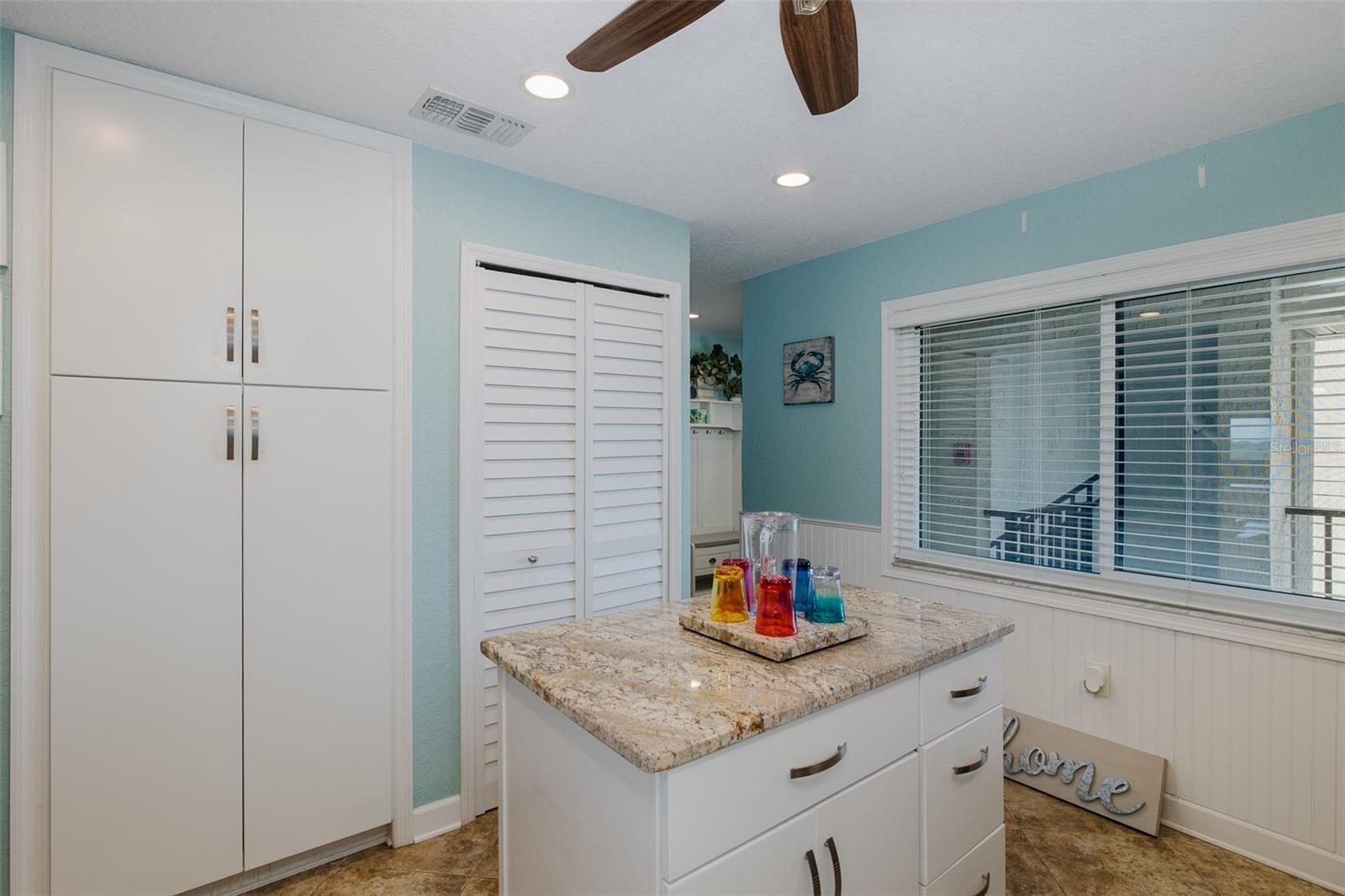 Image 8 of 50 For 8150 Brent Street 748