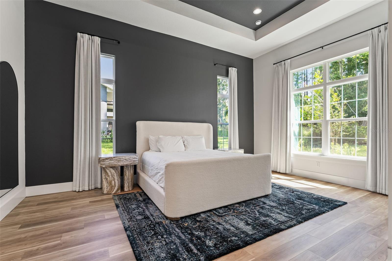 Listing photo id 22 for 5252 Ravensbrook Court