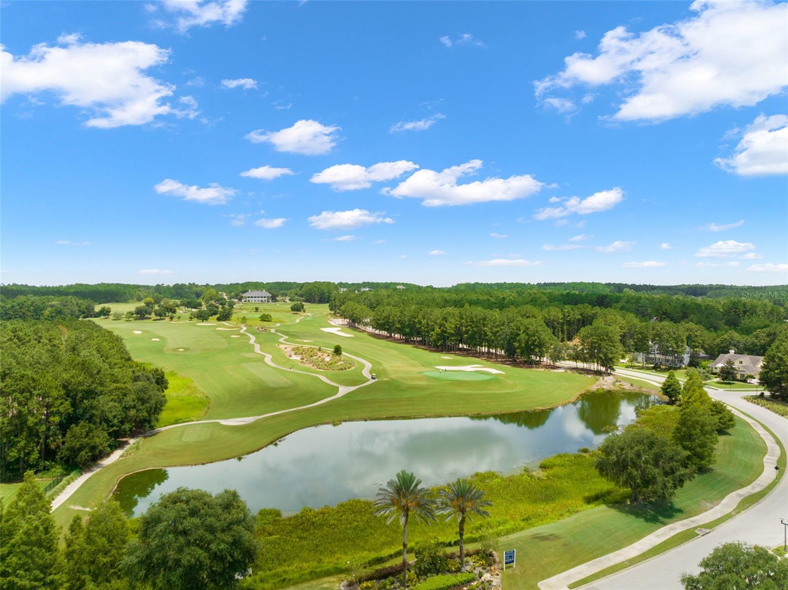 Listing photo id 74 for 5252 Ravensbrook Court
