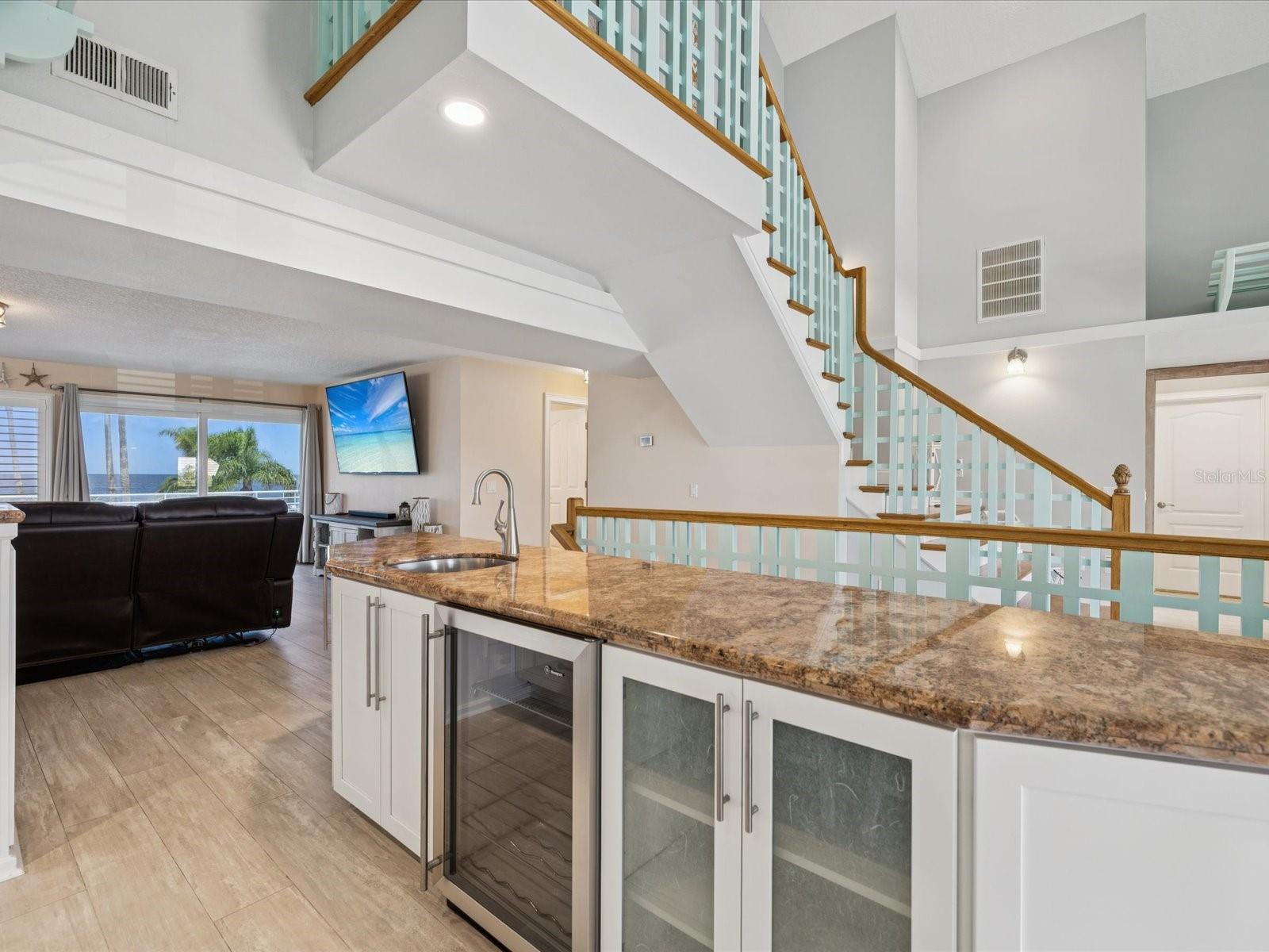 Image 18 of 87 For 5101 Westshore Drive
