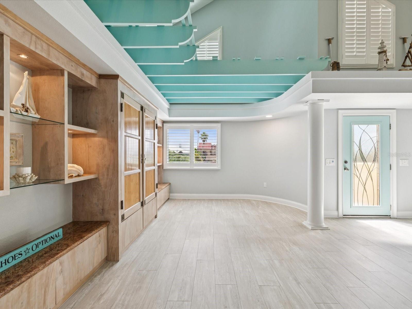 Image 22 of 87 For 5101 Westshore Drive