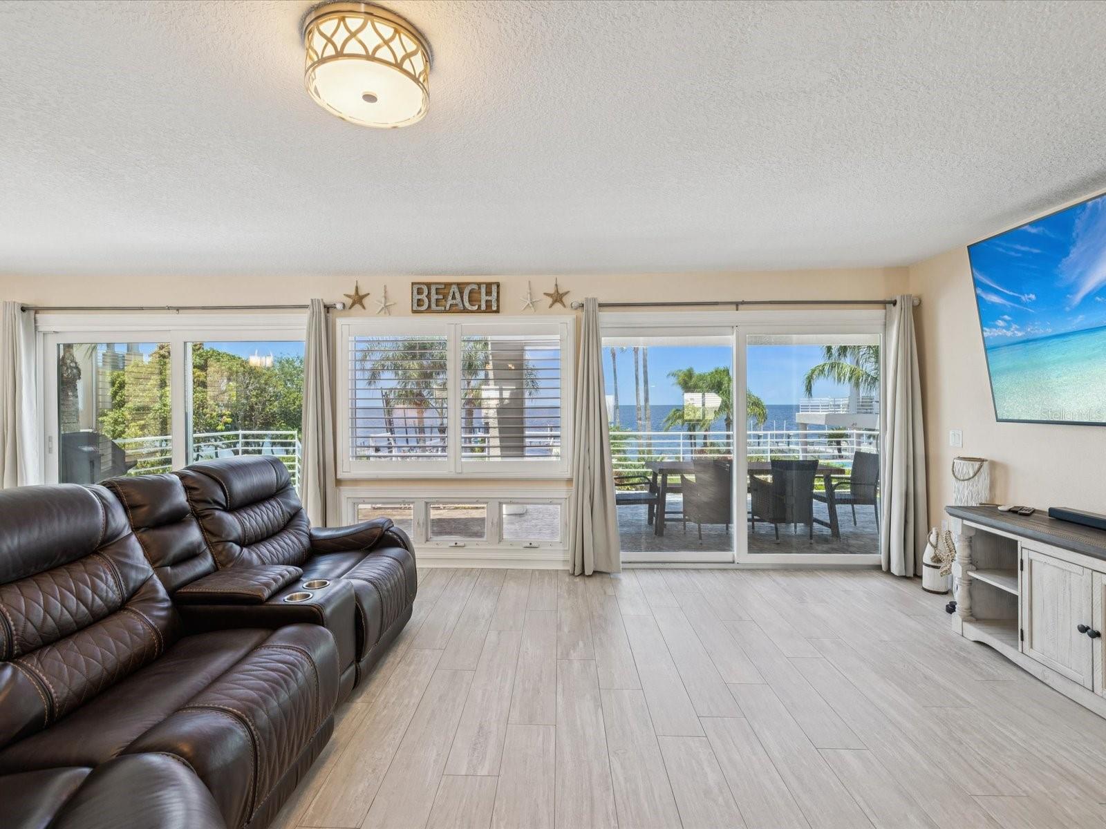 Image 24 of 87 For 5101 Westshore Drive