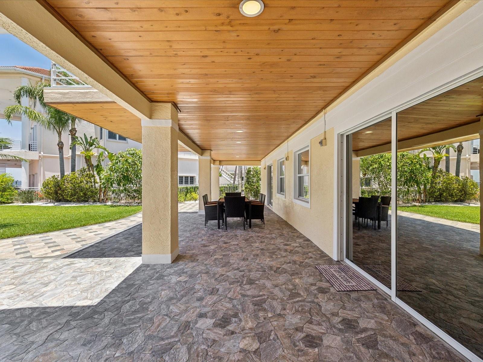 Image 49 of 87 For 5101 Westshore Drive