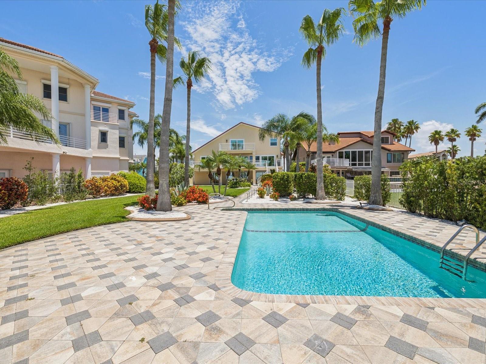 Image 53 of 87 For 5101 Westshore Drive