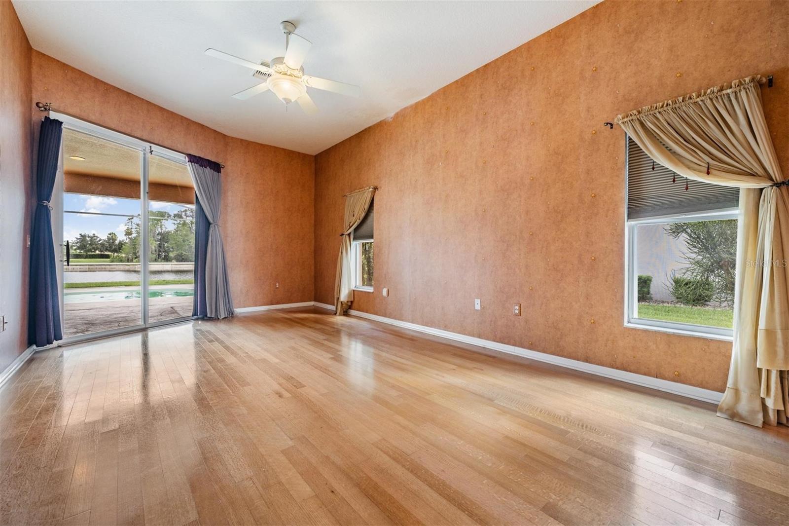 Image 16 of 54 For 1437 Winding Willow Drive
