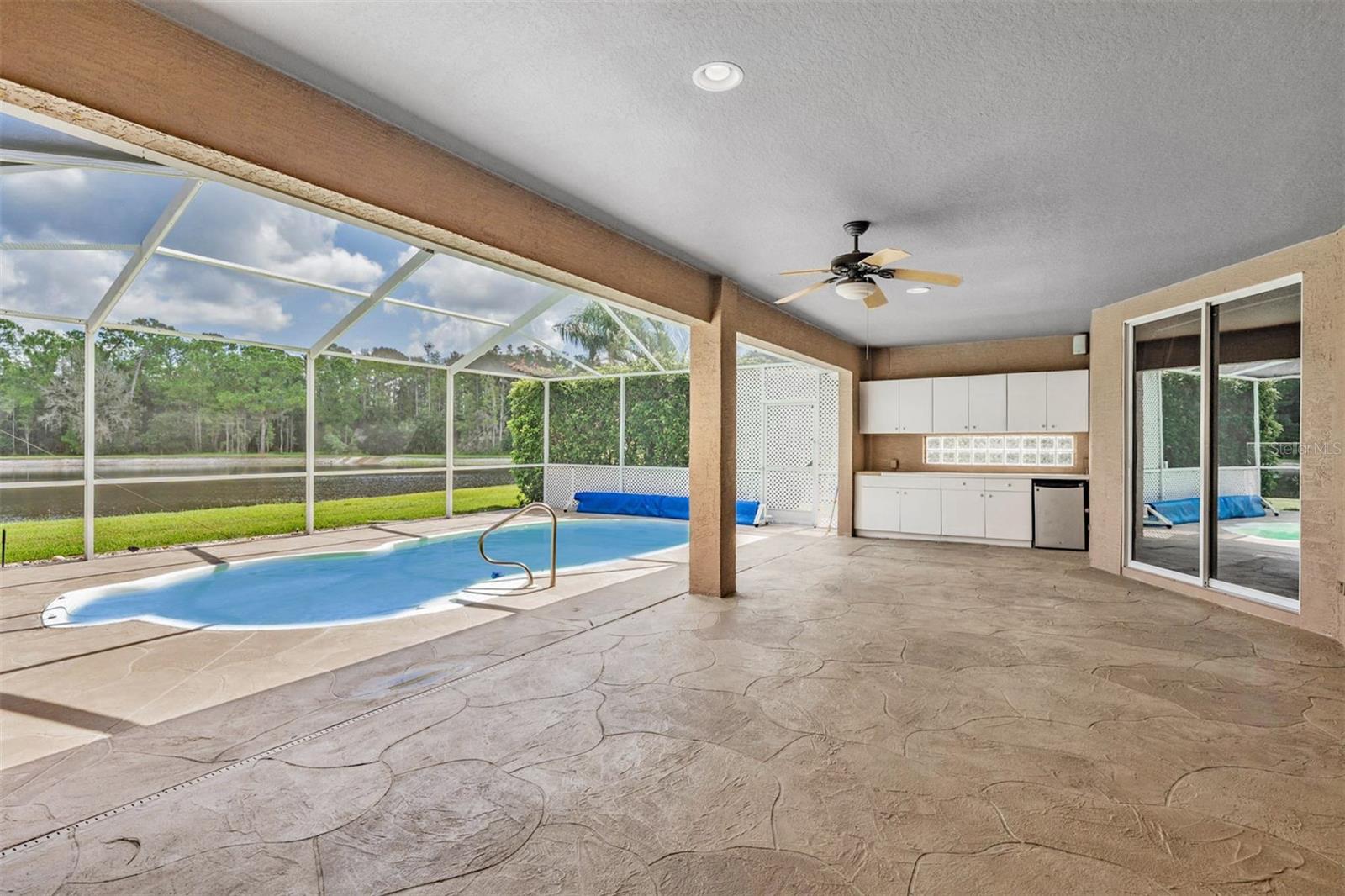 Image 3 of 54 For 1437 Winding Willow Drive
