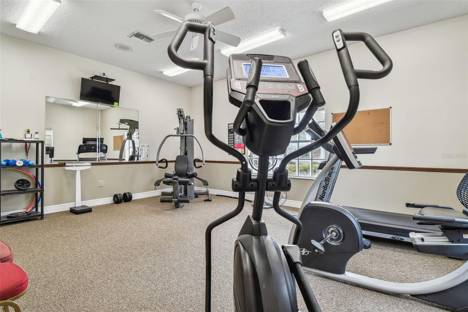 Listing photo id 34 for 13218 Niti Drive