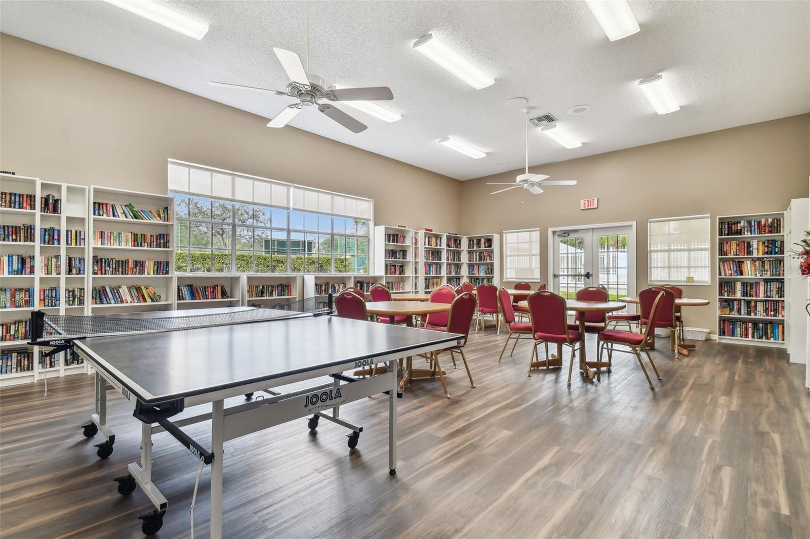 Listing photo id 36 for 13218 Niti Drive