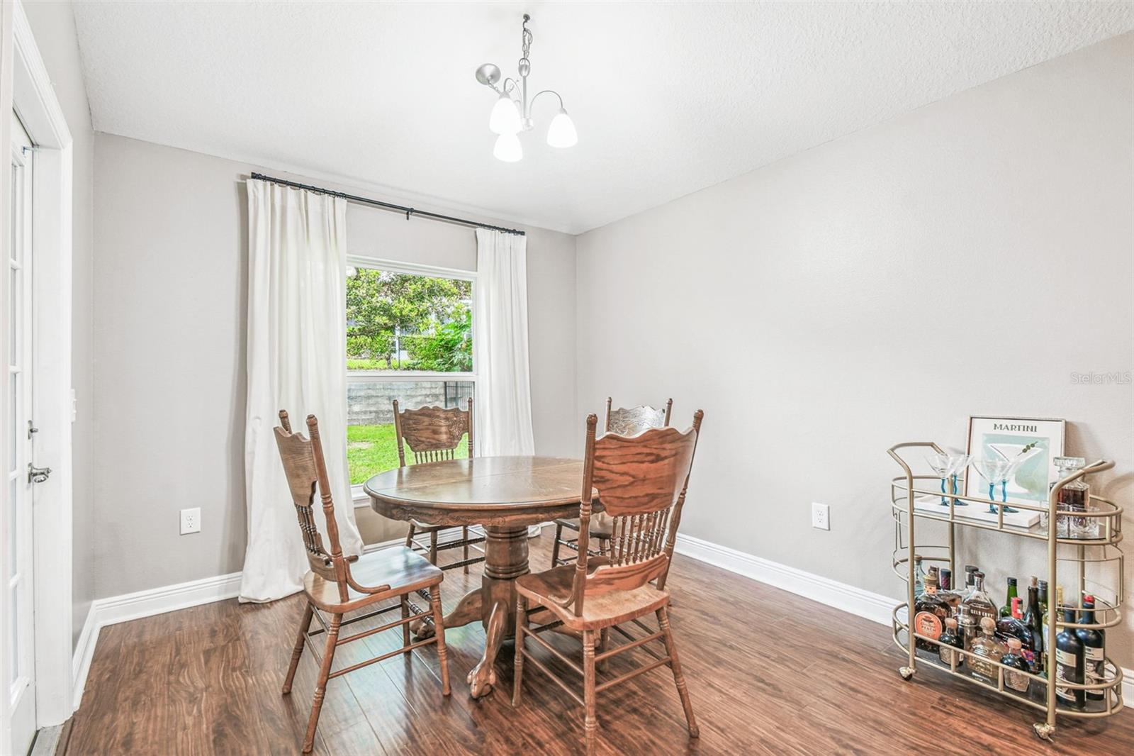 Listing photo id 4 for 13218 Niti Drive
