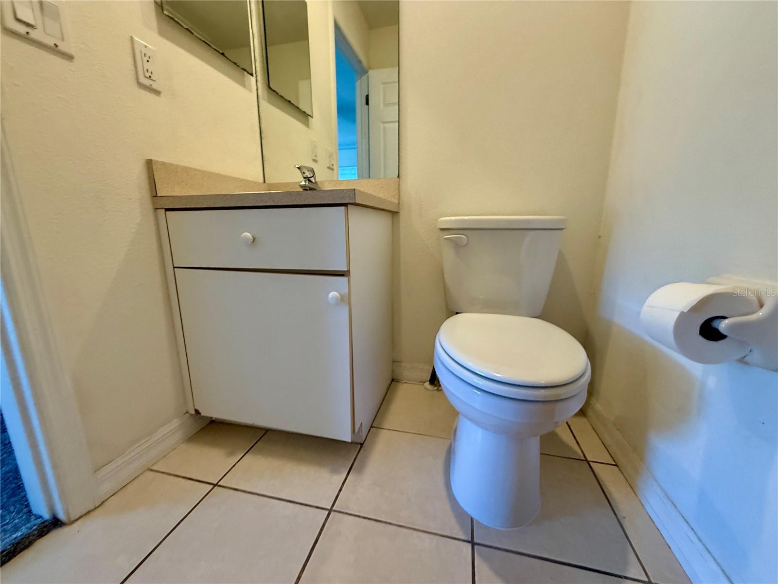 Listing photo id 17 for 7451 Wimpole Drive
