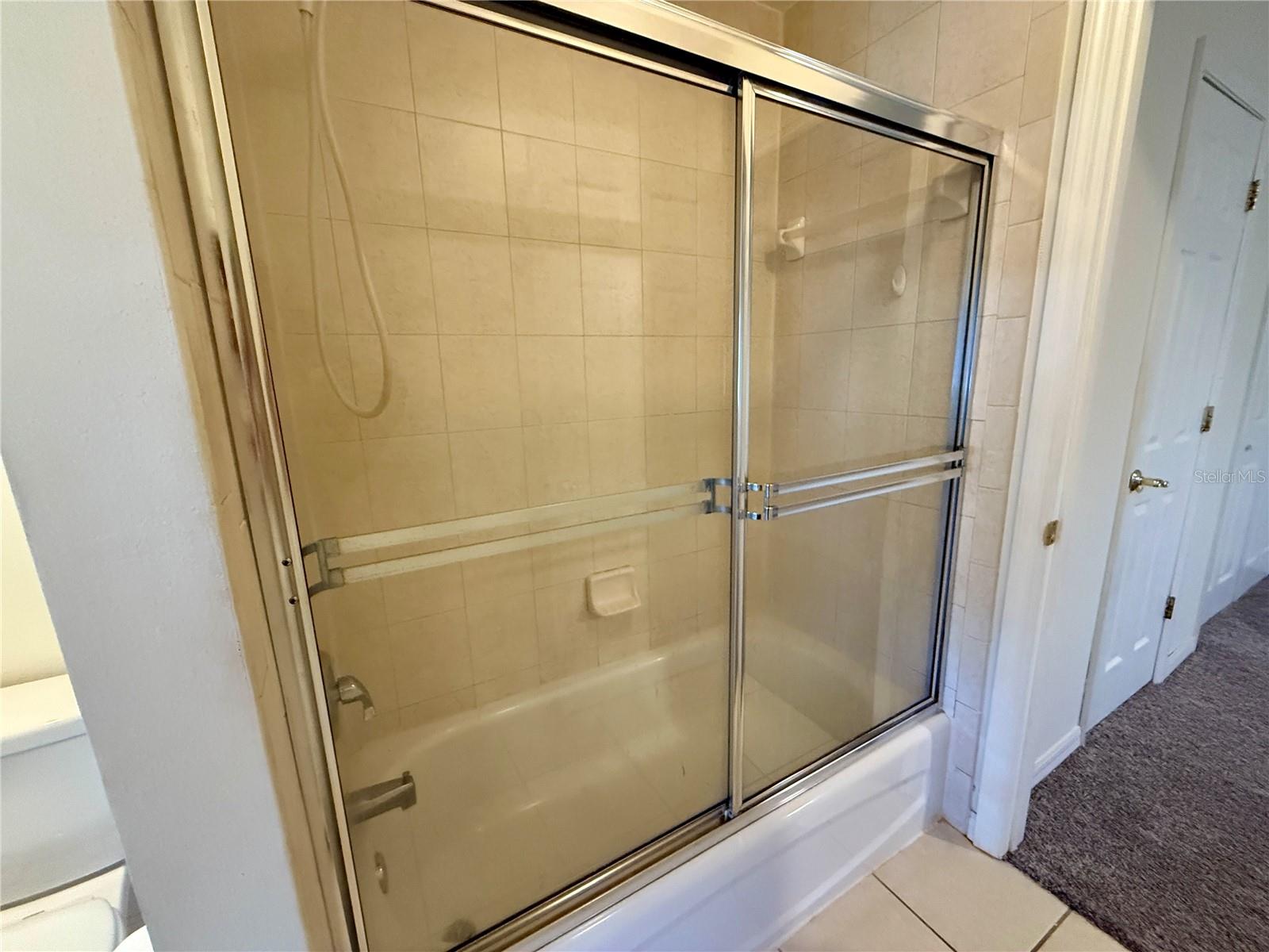 Listing photo id 18 for 7451 Wimpole Drive