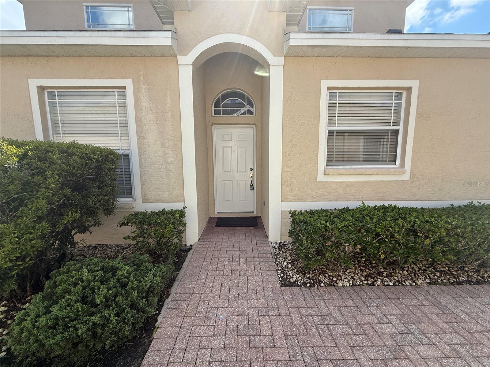 Listing photo id 1 for 7451 Wimpole Drive