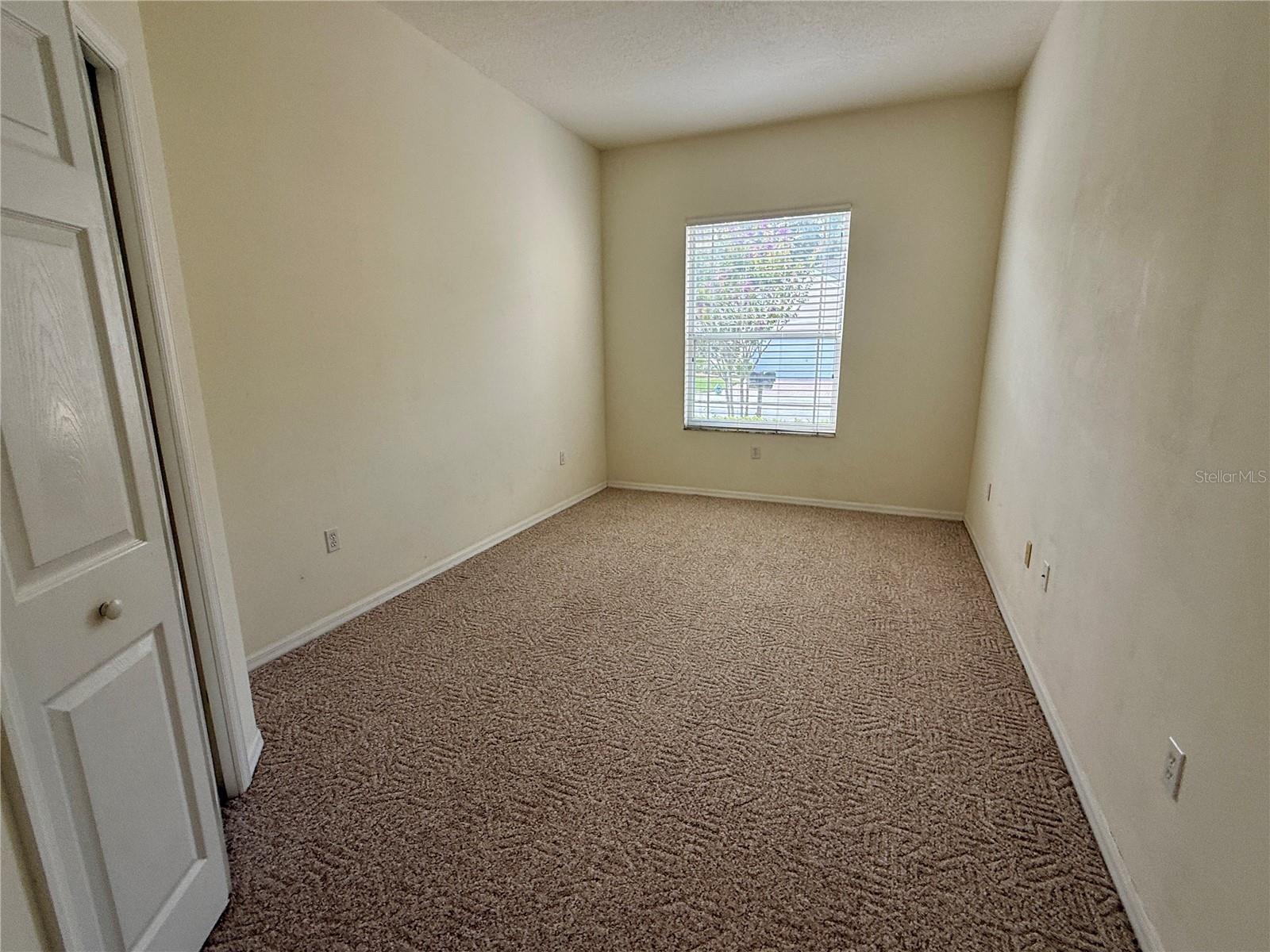 Listing photo id 3 for 7451 Wimpole Drive
