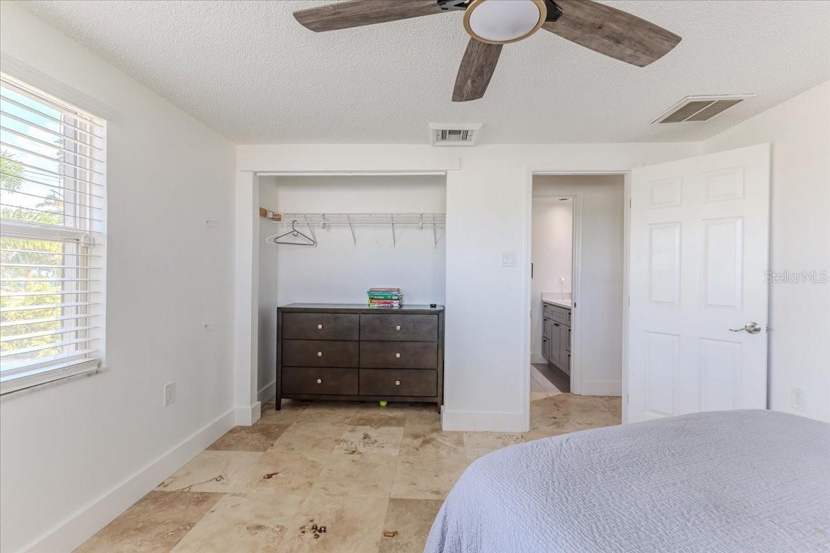 Image 33 of 49 For 4566 Gulfstream Drive