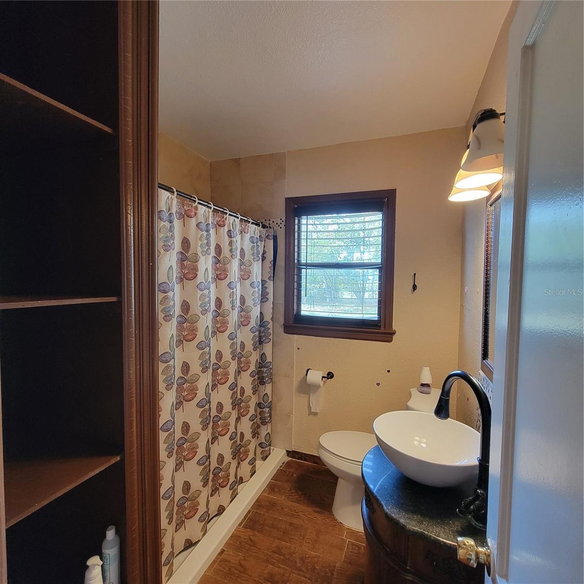Image 10 of 16 For 15007 Dayton Drive