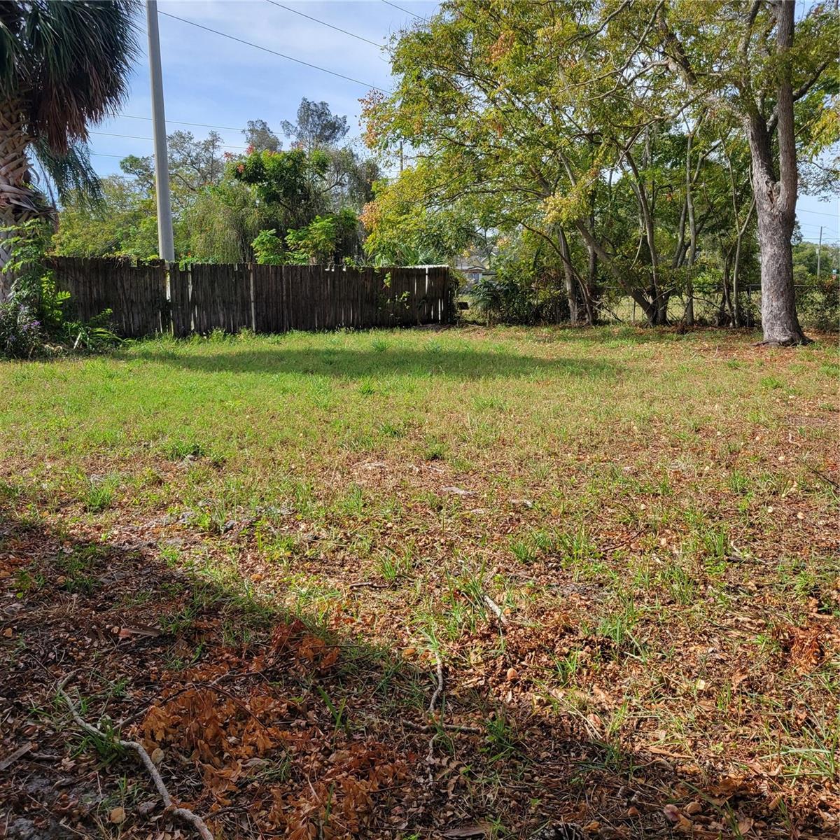 Image 16 of 16 For 15007 Dayton Drive