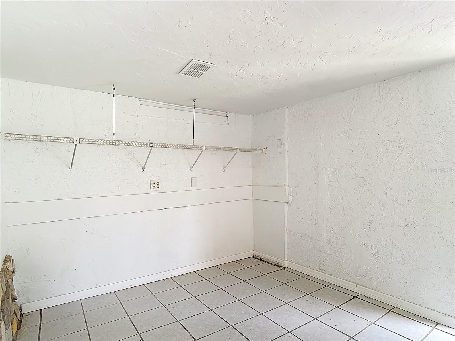 Image 14 of 57 For 14709 Fair Oak Way