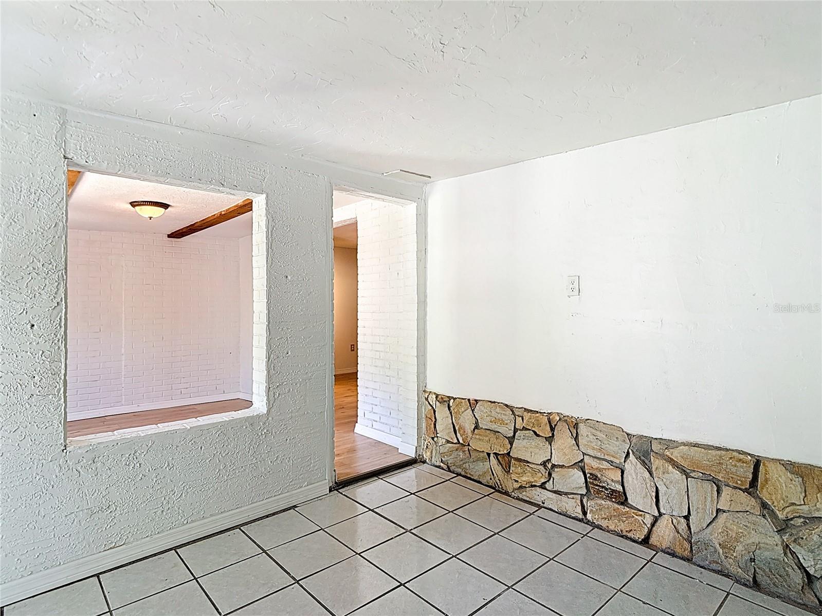 Image 15 of 57 For 14709 Fair Oak Way