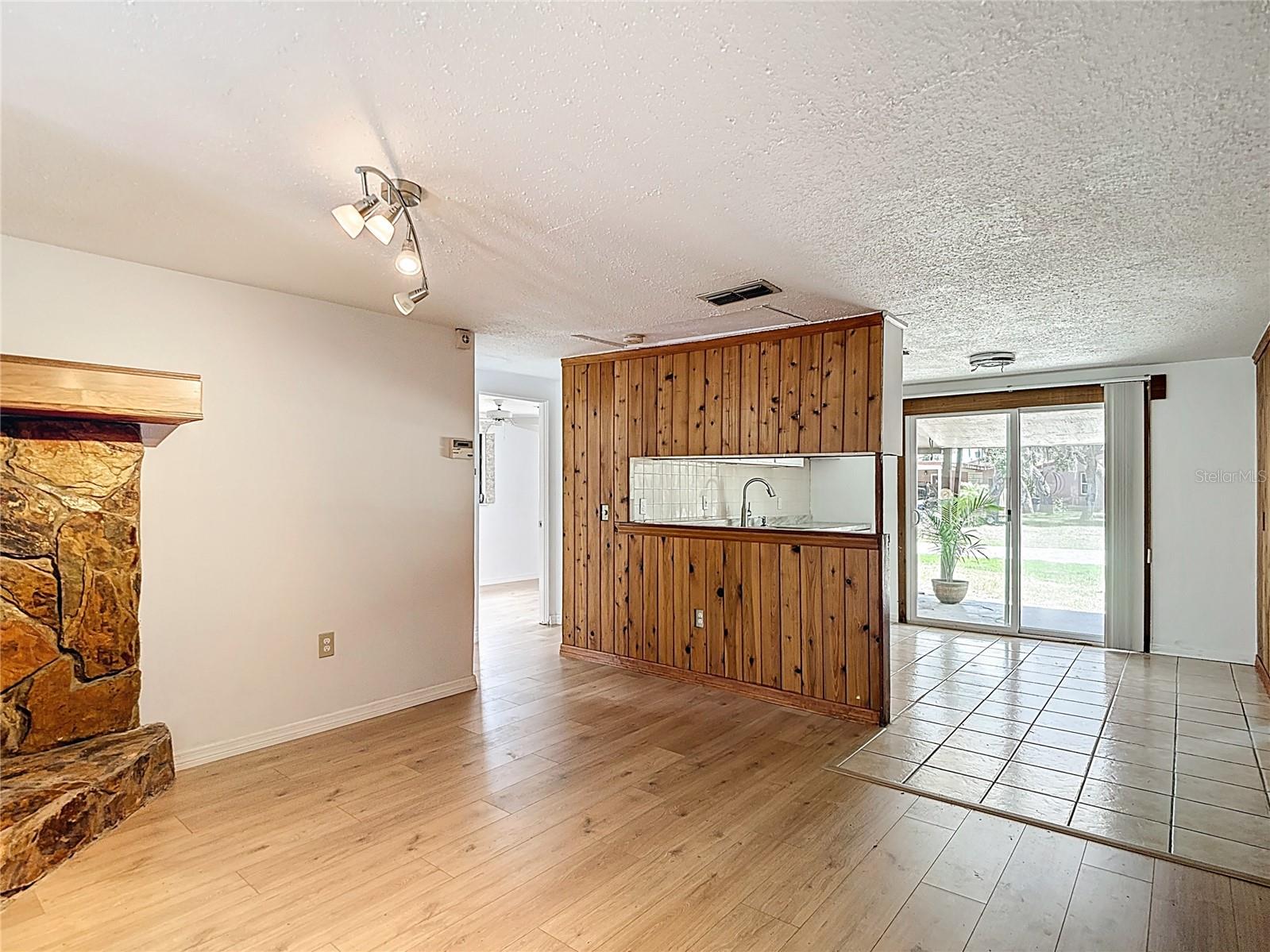 Image 27 of 57 For 14709 Fair Oak Way