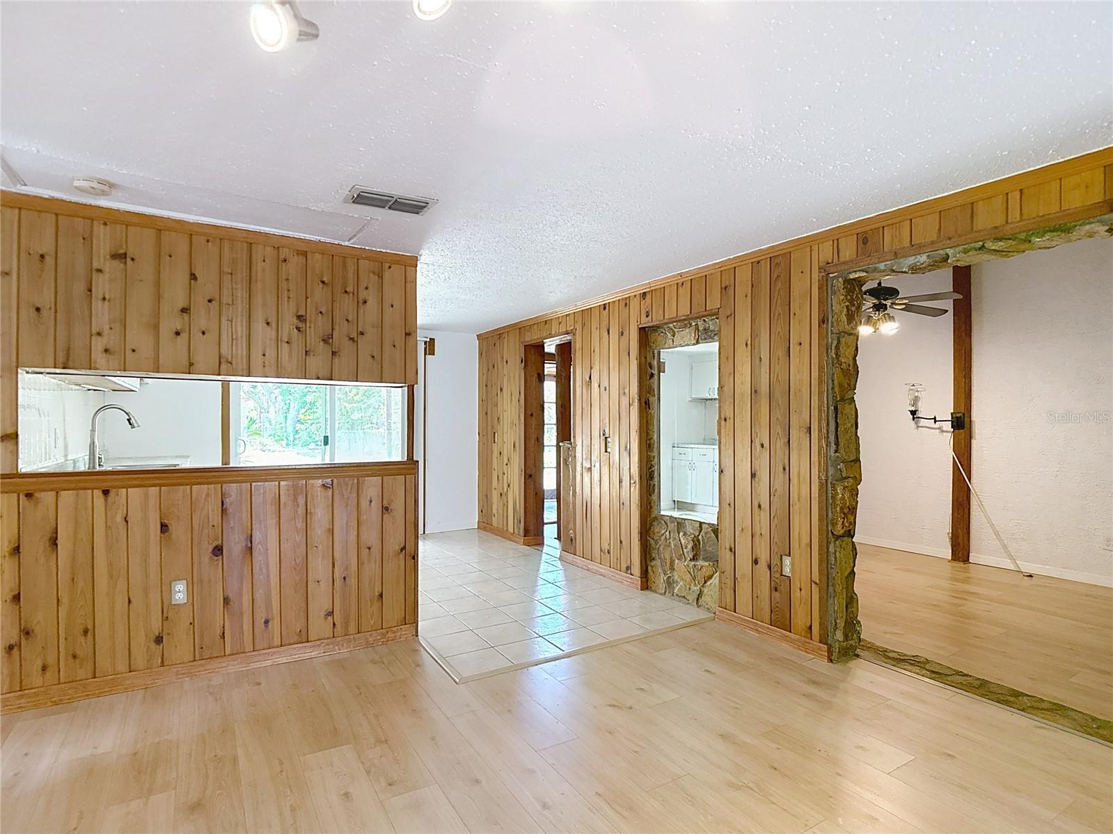 Image 28 of 57 For 14709 Fair Oak Way