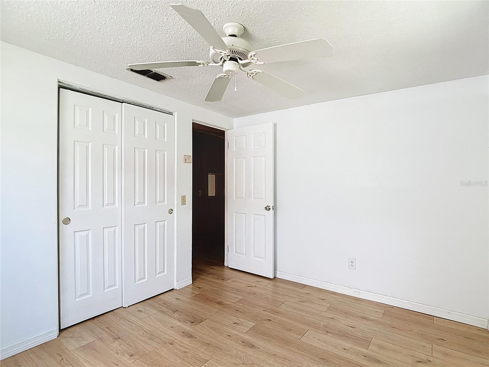 Image 39 of 57 For 14709 Fair Oak Way