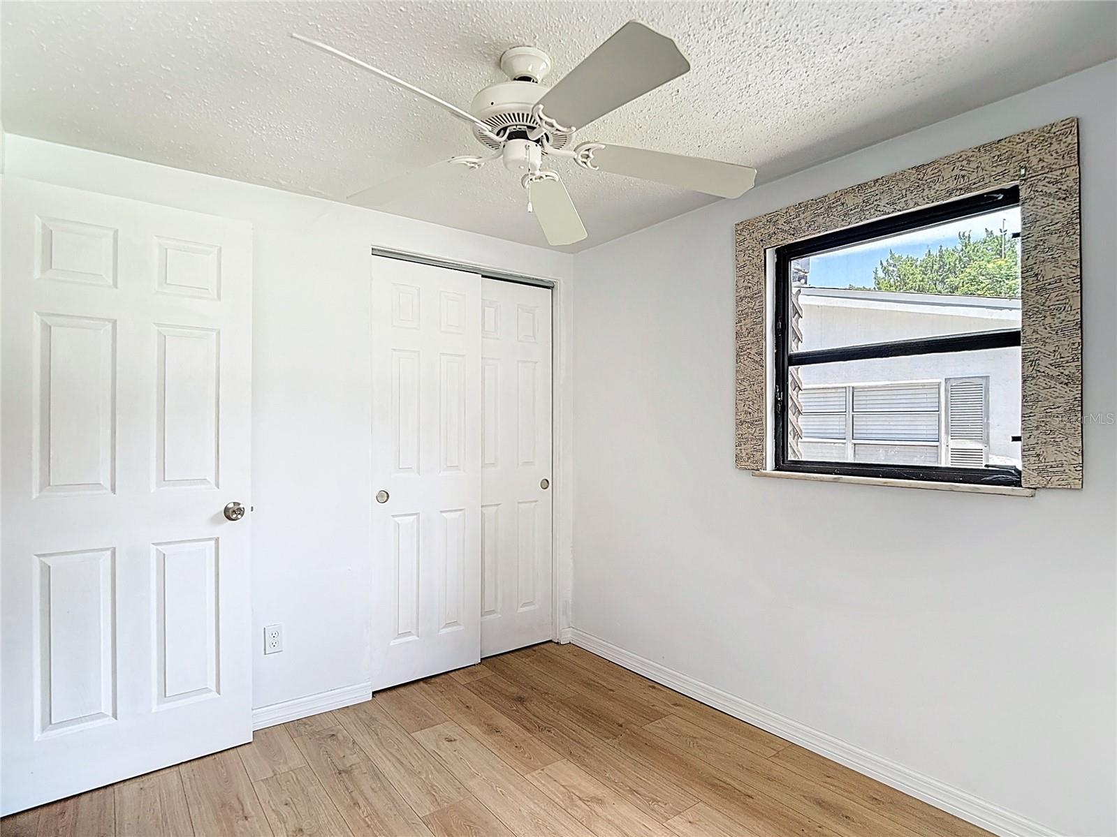 Image 42 of 57 For 14709 Fair Oak Way