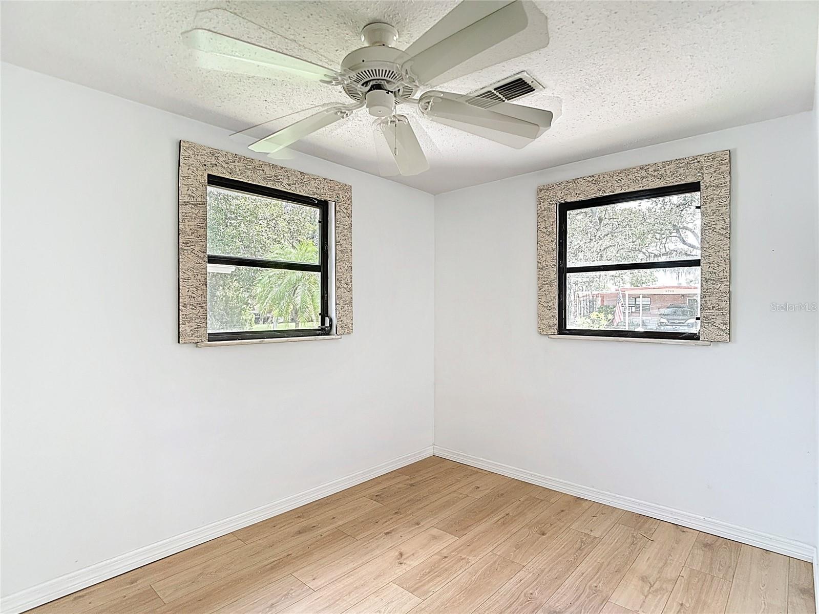 Image 43 of 57 For 14709 Fair Oak Way