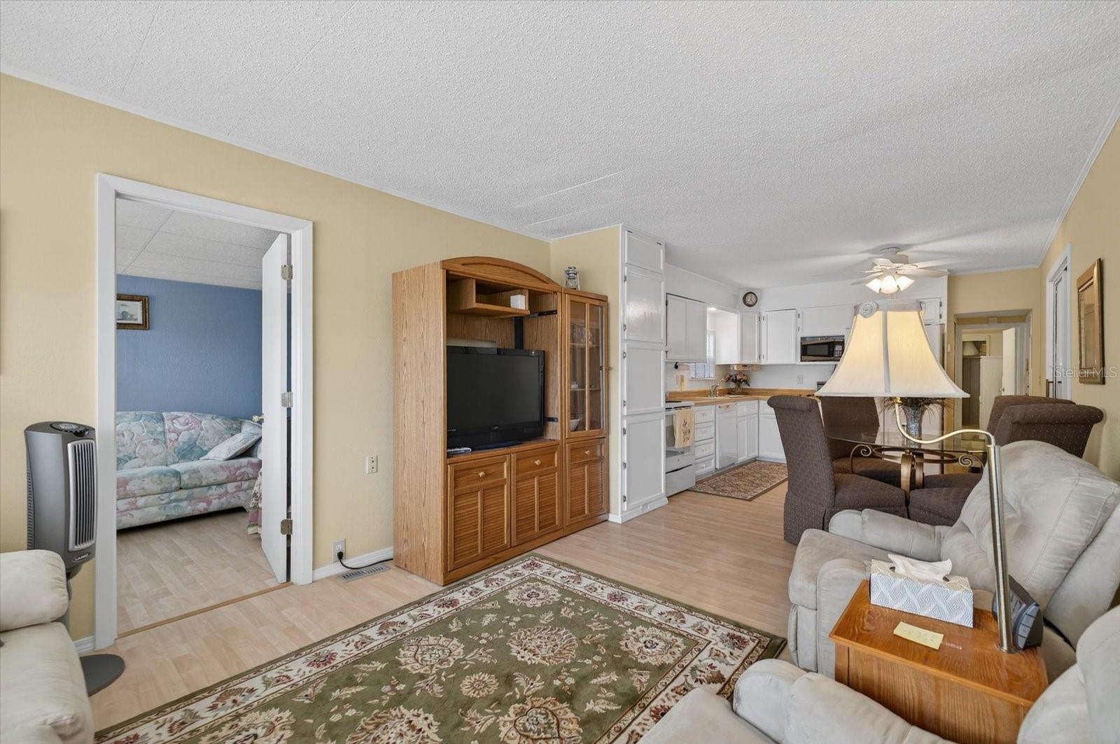 Image 19 of 51 For 7408 Cynthia Court