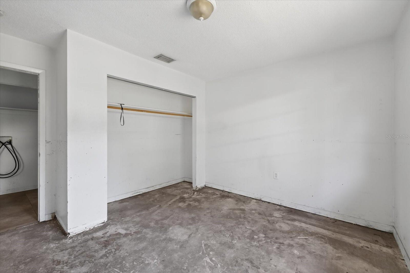 Image 18 of 20 For 7139 Pinewood Drive
