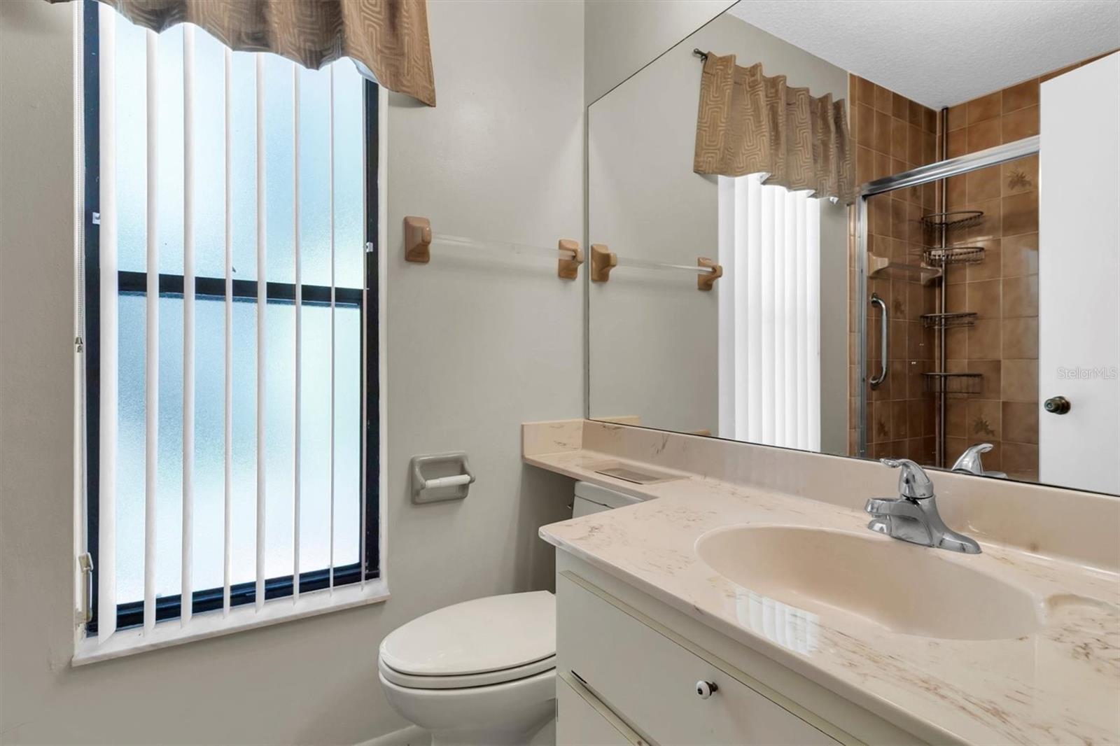 Image 15 of 31 For 11736 White Ash Drive