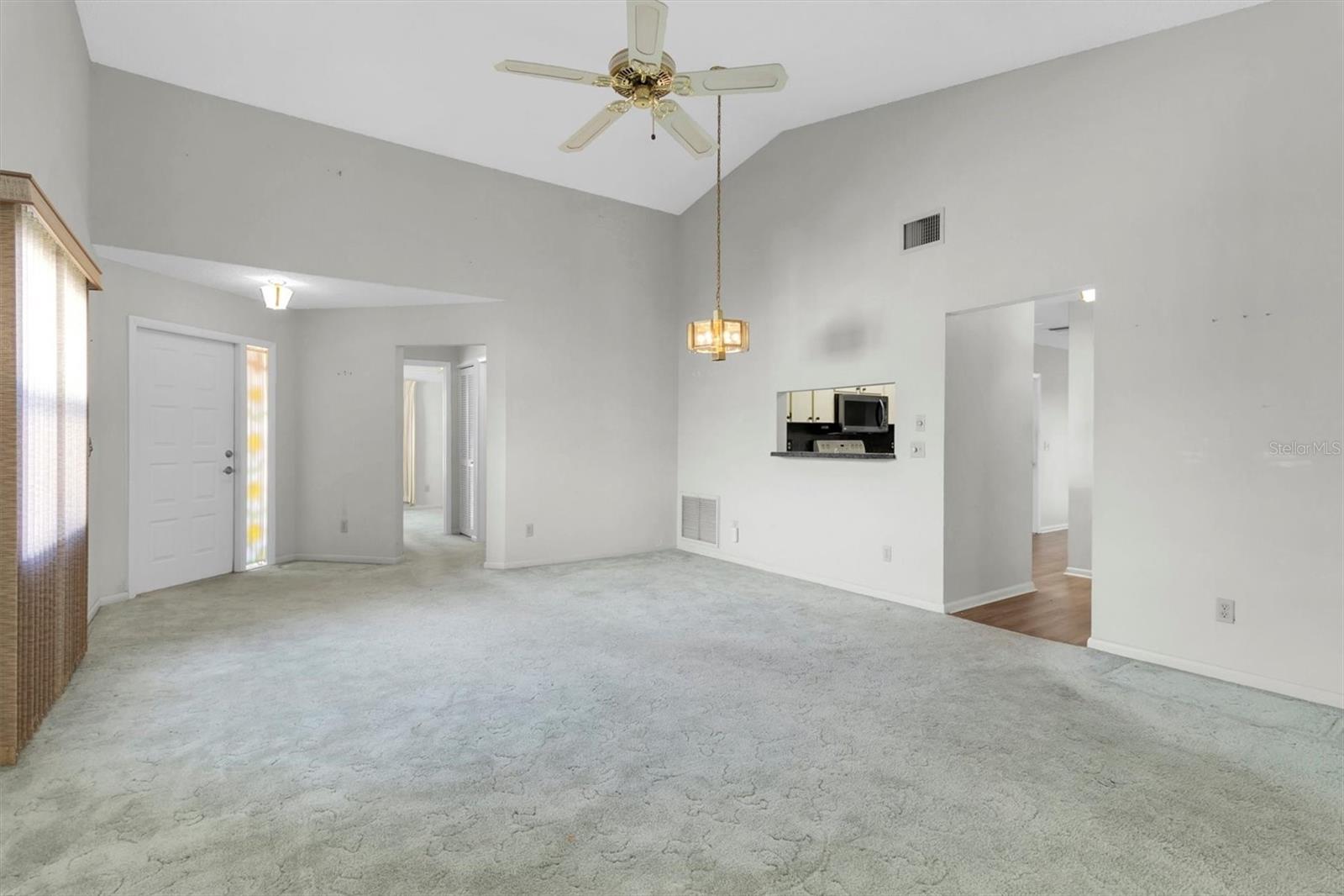 Image 4 of 31 For 11736 White Ash Drive